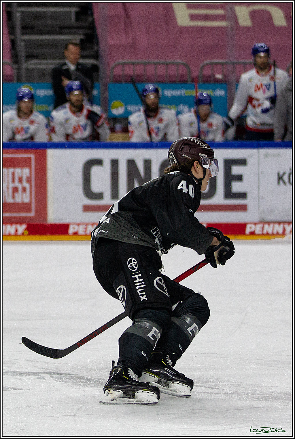 PENNY DEL;  Koelner Haie - Adler Mannheim; Koeln, 08.04.2021